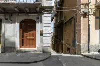 La Casa di Andrea Sleeps 5 with Parking - parking