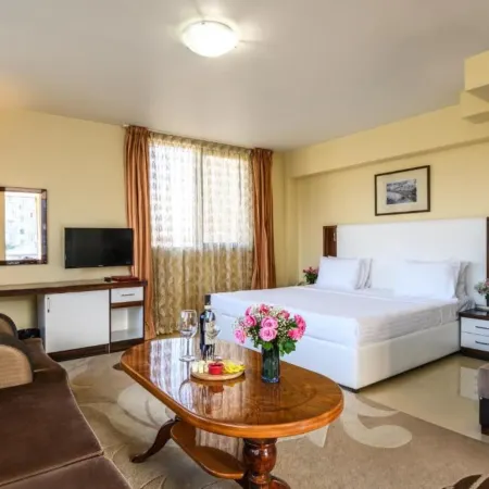 Royal Plaza by Stellar Hotels, Yerevan
