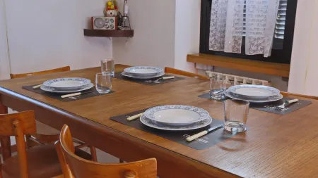 Piazza 25 Aprile in San Fedele Intelvi Отели рядом с достопримечательностью «Casinò di Campione»