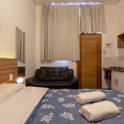 BH Studios Hotel Brás サロモンズ神殿周辺のホテル