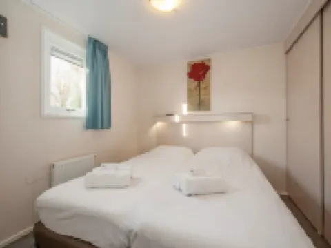 靠近海灘的帶洗碗機小木屋