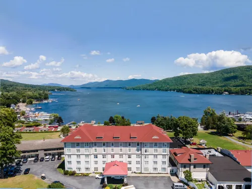 Fort William Henry Hotel Hôtels à : Lake George