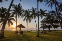 Neptune Village Beach Resort & Spa - All Inclusive - Beach