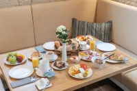 Galerie Hotel Hotels in Bayerisch Gmain