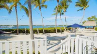 Coconut Palm Inn - Beach