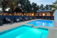 Hotel Flora and Fauna - Pools