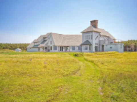 45 Steps - the Culinary Beachside Inn Hotels in Kings County