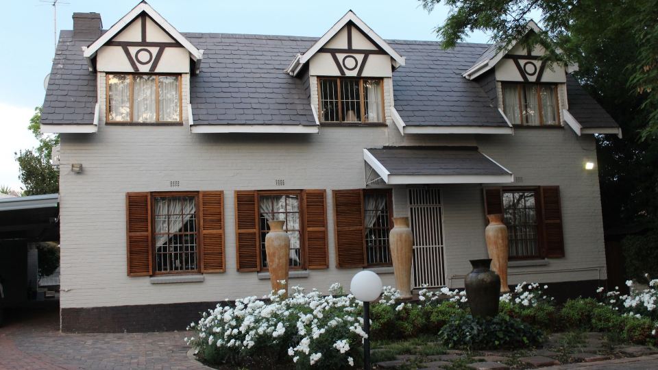 3 Liebeloft Guest House