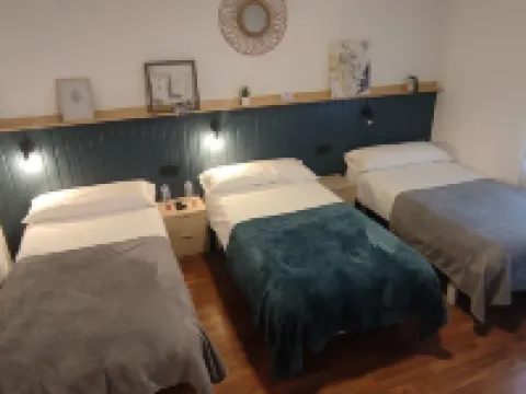 Hostal Cruce Hotels in Villafranca del Bierzo