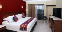 Adhara Hacienda Cancun Hotels near Vidanta Riviera
