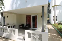 Sand and Blue Seas Hotels in Negril