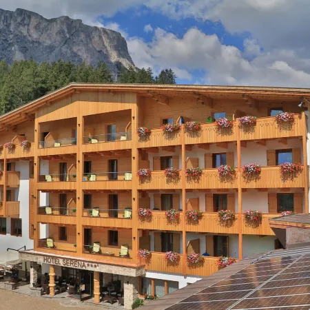 Hotel Serena