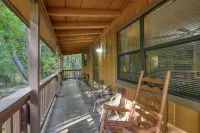 Whispering Creek - 2 Bedrooms, 1 Baths, Sleeps 6 Cabin by RedAwning