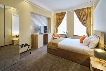 G Danube Boutique Hotel Отели в г. Chiscani