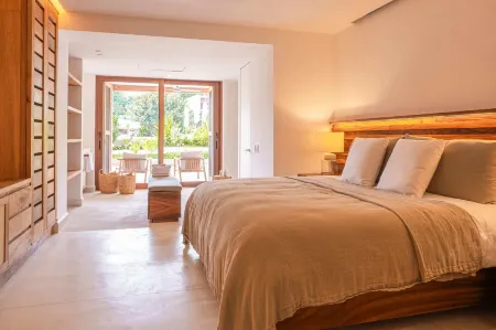 El Careyes Club & Residences