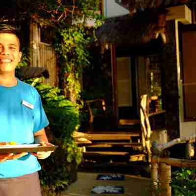 Vivere Azure Resort Hotel Exterior