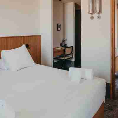 Hotel Moderne Rooms