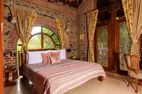 Amã Stays & Trails l'Attitude by the Lake, Kamshet Hotels in Takawe Bk