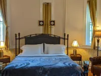 Amsterdam Castle NY Hotels in Amsterdam