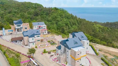 Samcheok Santorini Pension Hotels near Jangho Port