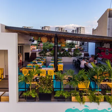 Nomads Hotel, Hostel & Rooftop Pool Cancun