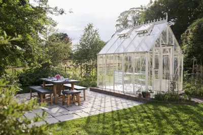 Joivy Balcarres East Lodge Hotels near Leven Thistle Golf Club