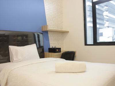Pleasant Studio Semi Apartment at the Lodge Paskal Near Binus University
