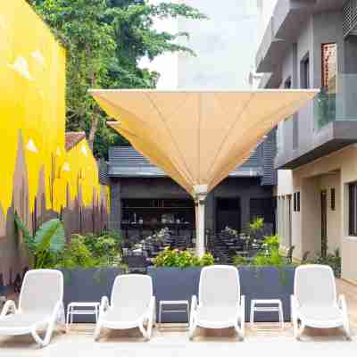 Silver Moon Hotel Hotel Exterior