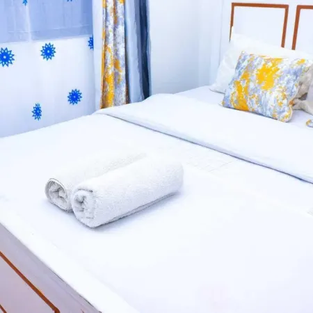 Lux Suites Tatu City Vacation House