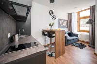 Modern and Bright Duplex - Main Street Các khách sạn ở Centar Sarajevo