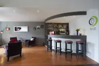 Cozy Hôtel Logis Morlaix Hoteles en Scrignac