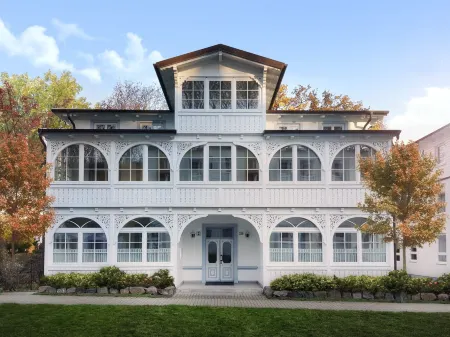 Villa am Park Отели в г. Бинц