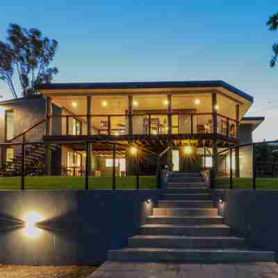 Airlie Guest House Hotel Exterior