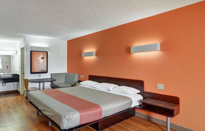 Motel 6 Lindale, TX