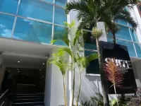 Hotel Suite舒適套房 Plaza de Toros La Macarena附近的飯店