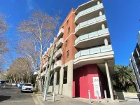 Atelier Serviced Apartments فنادق في Newtown