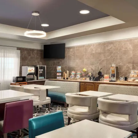 La Quinta Inn & Suites by Wyndham Dumas