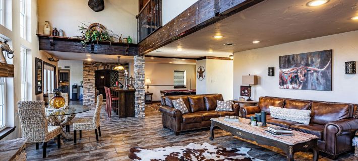 Towering Oaks Event & Retreat Center Hotels in Cooke County