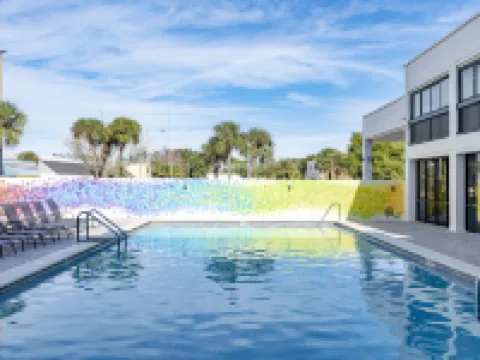 ホテル モンレアーレ エクスプレス インターナショナル ドライブ オーランド オーランドのホテル