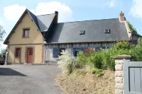 Le Haut Mesnil-3 Hotels in Mesnil-Follemprise