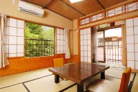Sansou Nagisa Hotels near Sophia University Junior College Division