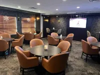 Microtel Inn & Suites by Wyndham Fort McMurray - breakfast