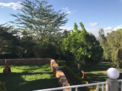 Jari Inn Bistro Hotels in Ngong