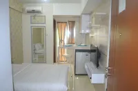 Apartment Green Lake View by Property Time Hotel dekat UNPAM Witana Harja