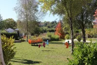 Camping le Pontis Hotels in Verteillac