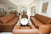 Top Hostel (Top Mansion)