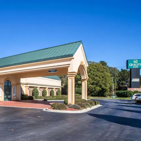Quality Inn Richmond Hill - Savannah I-95