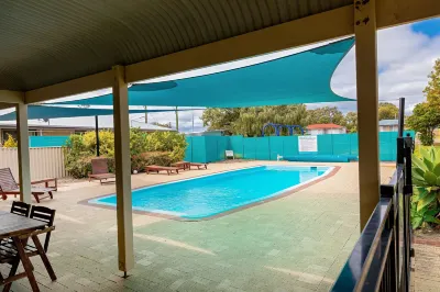 Busselton Villas and Glamping Village Hôtels à : Broadwater