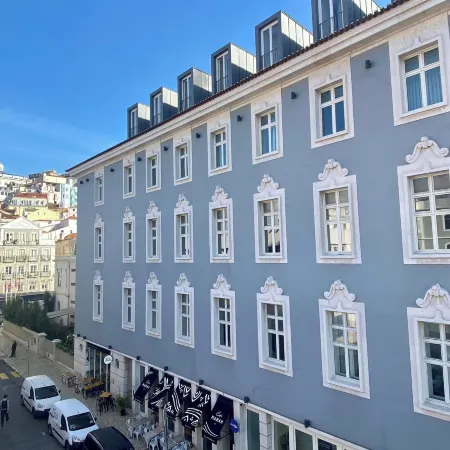 Studios with Mezzanine Rua da Moeda