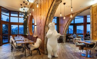 Royal Ours Blanc Boutique Hôtel & Spa